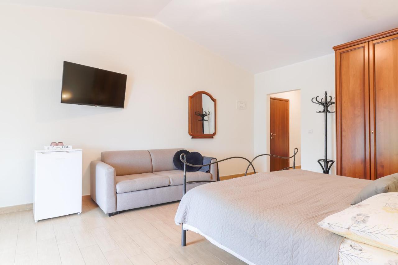 Bed & Breakfast Kastel Žbandaj Extérieur photo